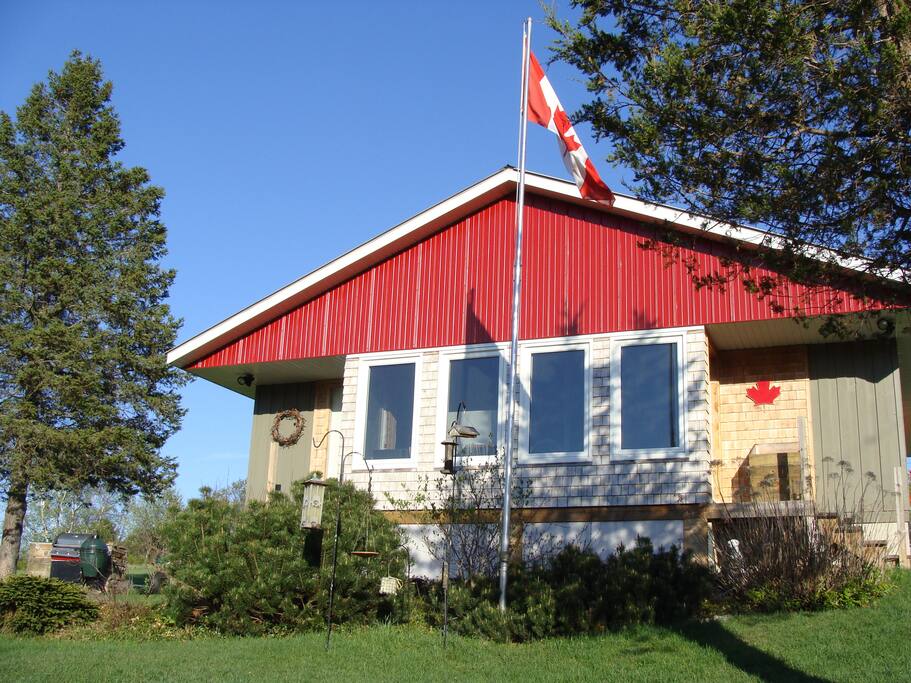 4 Season Alpaca Ranch Cottage w/ Lake Access Cottages for Rent in