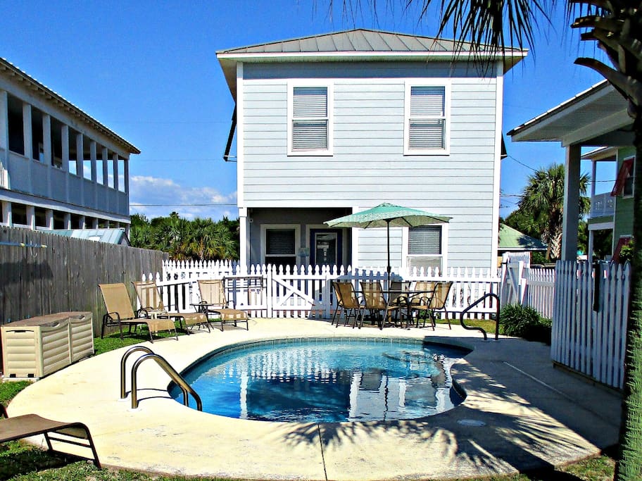 5 min walk to beach, Private Pool, Pool house Houses for Rent in