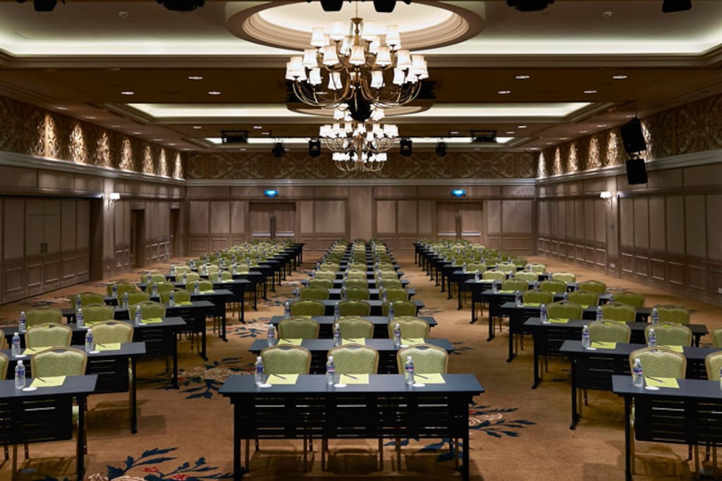 Royale Ballroom