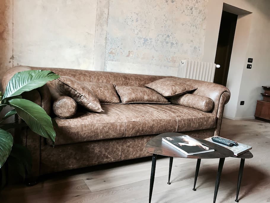 living with original XIX century fresco
