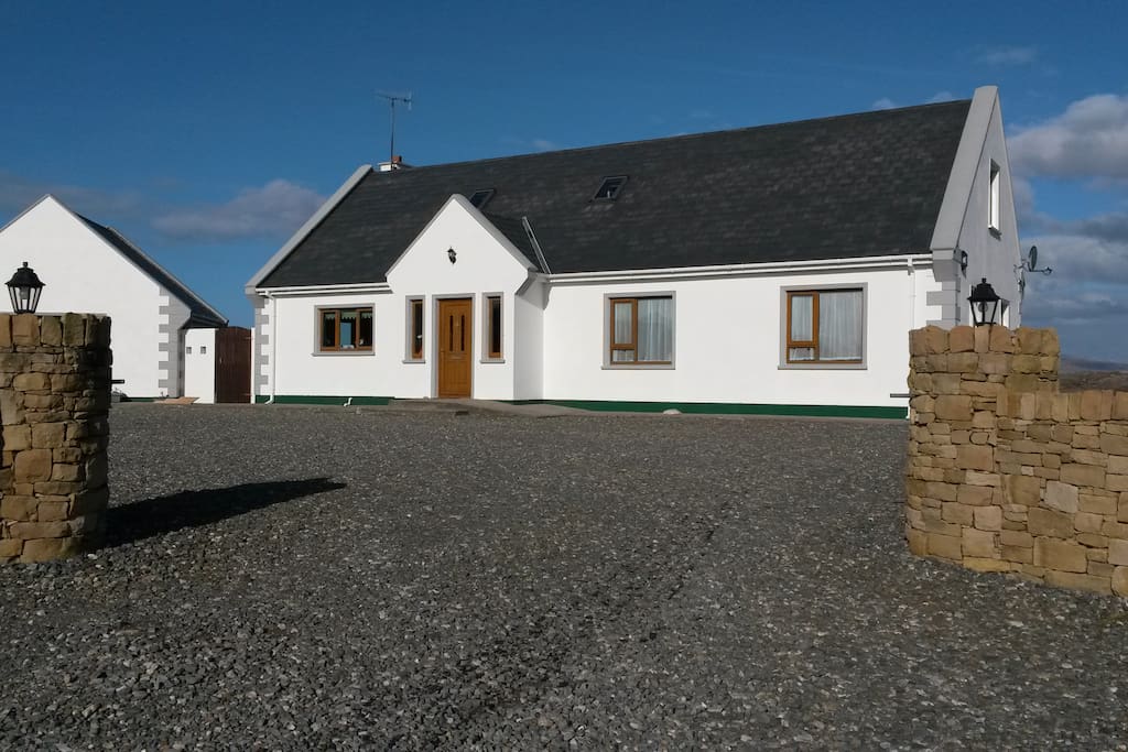 The house with plenty of parking space