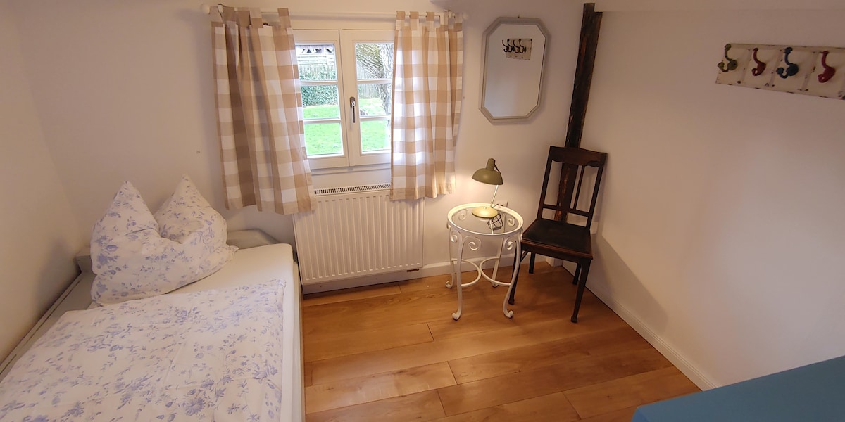 "Fritz" ห้องเล็กๆของเราอยู่ชั้น 1 ขนาด 6 ตร.ม. ปรับปรุงใหม่ในวันที่ 20/0223 