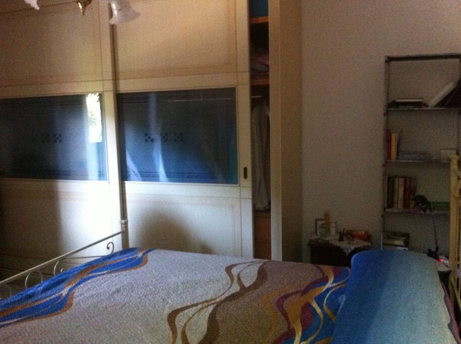 Camera da letto (altra vista)