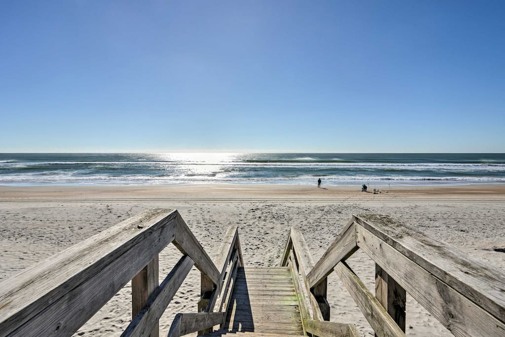 You're just a quick 2-minute walk from the beautiful sand beaches.
