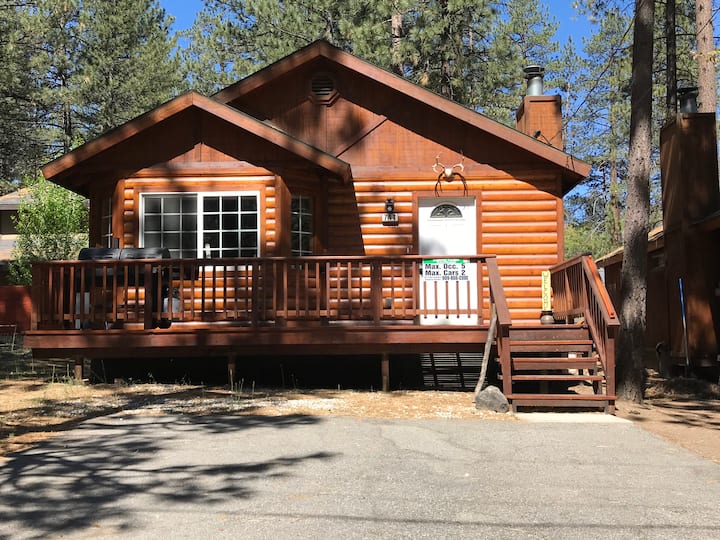 Bigfoot Lodge At The Base Of Snow Summit - Big Bear Lake, CA