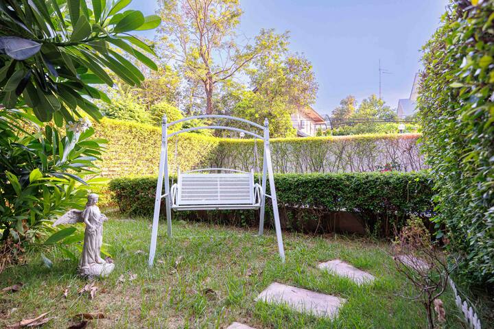 曼谷市中心500平五房独栋泳池别墅/入住3晚以上免费接机一次/旅行路线规划/特价优惠游玩门票 gallery image 3