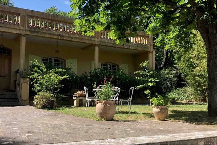 TheGoodButler Provence managed Airbnb listing 1