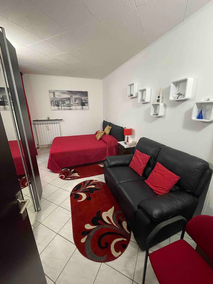 საძინებელი 1