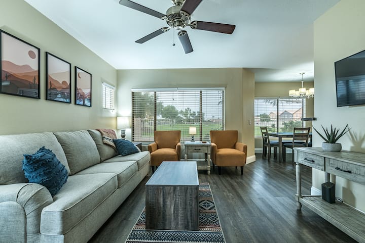 Cozy Gilbert Condo With Pool And Fitness - Gilbert, AZ