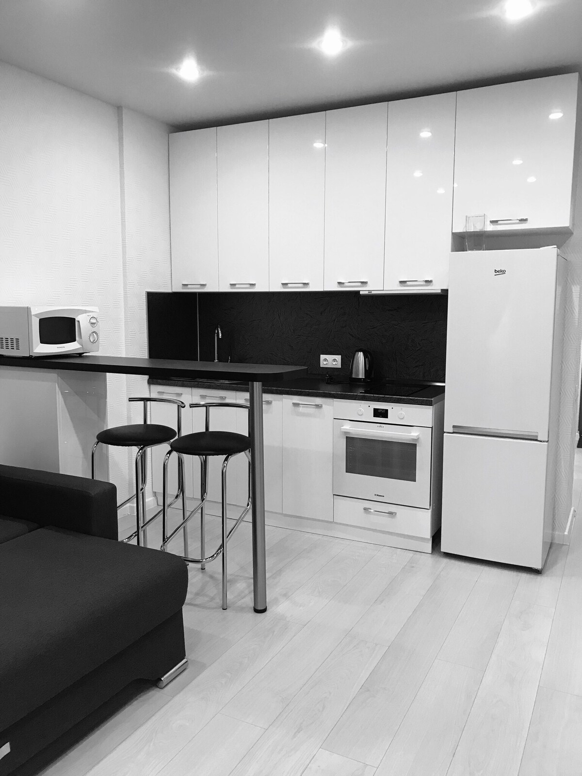 студия владимир. юла снять студию. снять студию в новосибирске. квартира студия под сдачу. недорогие студии.