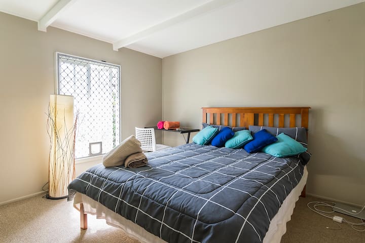 Free Wifi, Bicycle, Aircon, Double (1 bed) room