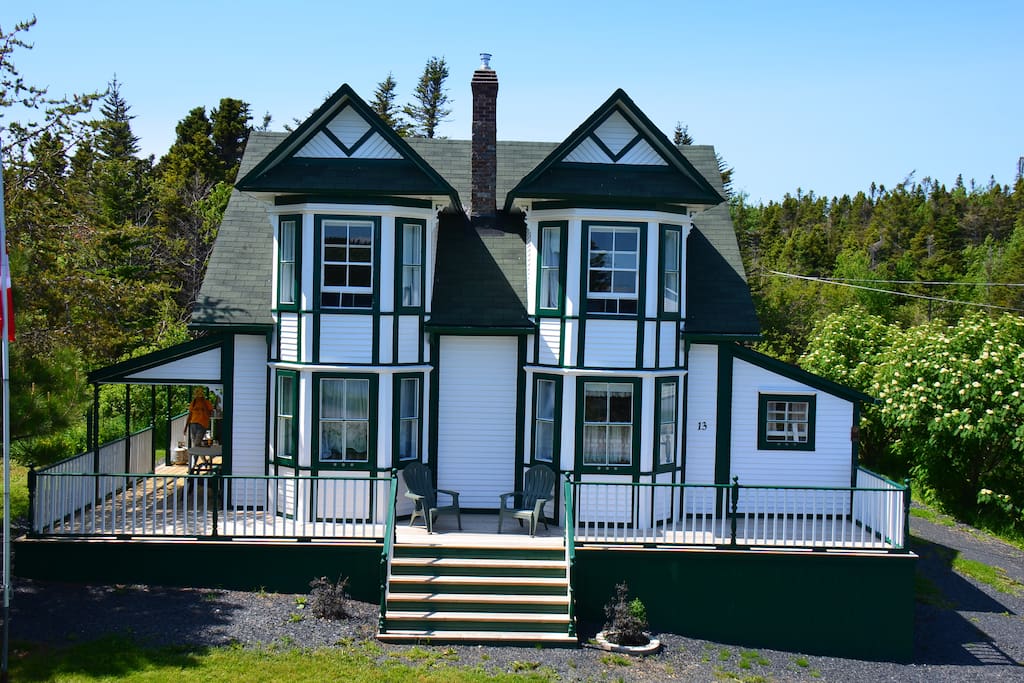Ocean Front Pelley House Heritage Home Houses for Rent in Boyd's Cove