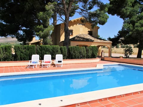 Villa María, private pool