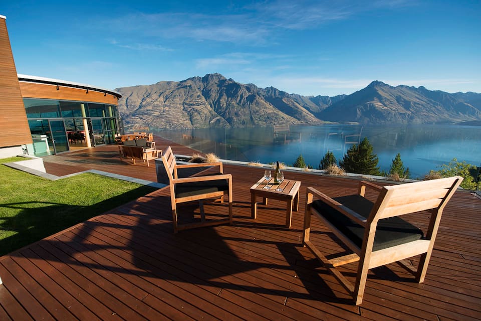 The Guesthouse at Jagged Edge, over Lake Wakatipu, Queenstown, Otago, New Zealand, photo 8 of 10