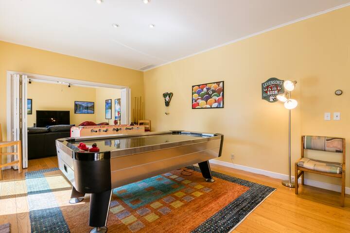 Spacious Home in the Heart of West Menlo Park gallery image 4