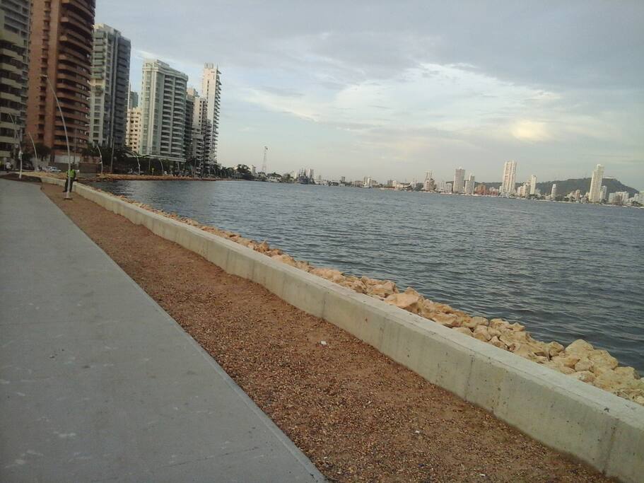 SENDEROS BAHÍA DE CASTILLOGRANDE