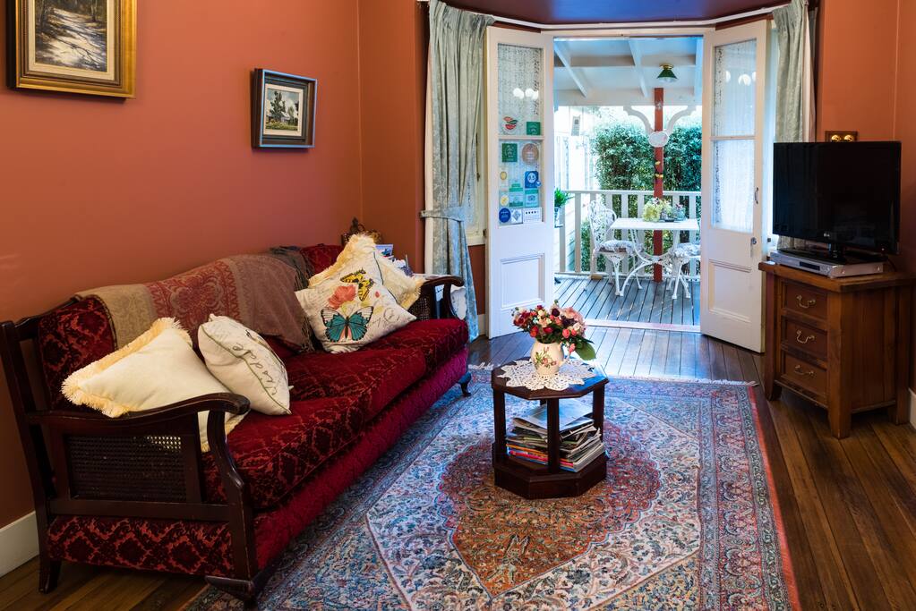 Amaroo lounge area