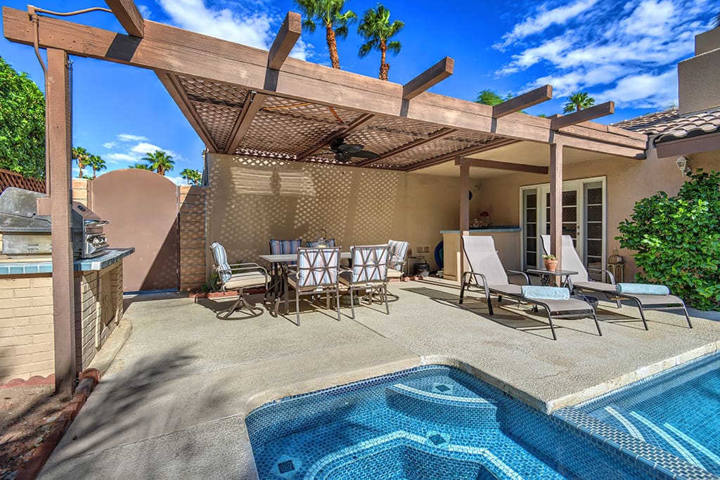 SPA TO BACK COVERED PATIO - PADUA PARADISE - PALM SPRINGS VACATION RENTAL POOL HOME