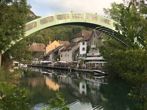 House in the heart of Little Venice Savoyard