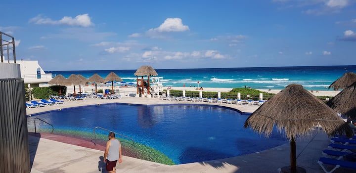 condominiums in cancun mexico