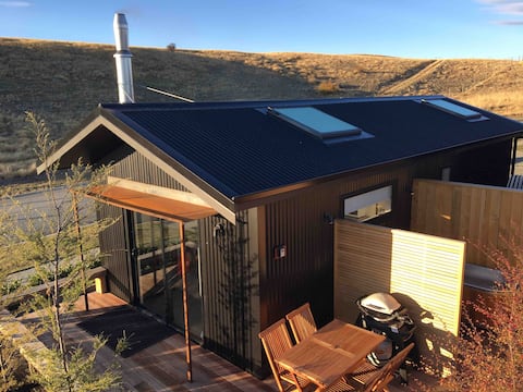 Skylight House with luxury cedar outdoor bath#