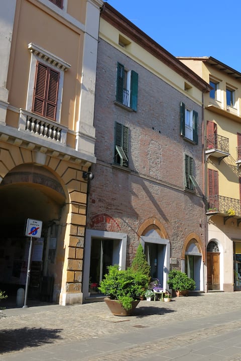 ATELIER DELLA  CASTELLINA