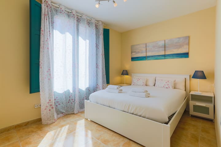 Plaza Catalunya Nice and Comfy 3.1