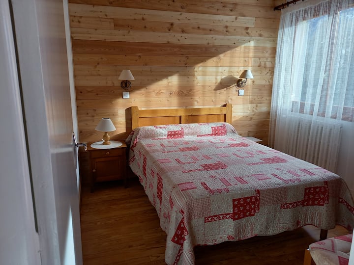 Ოთახი, ორადგილიანი საწოლი