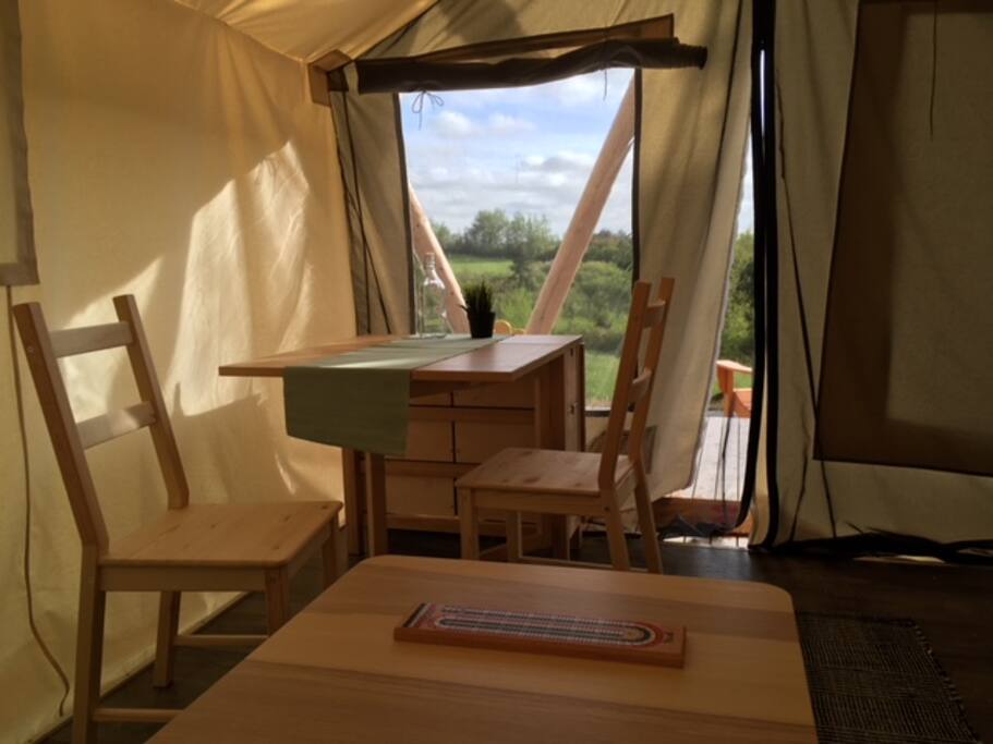 Glamping Dining