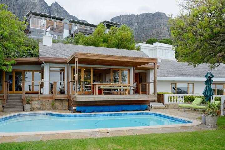 17 Woodford Avenue gallery image 2