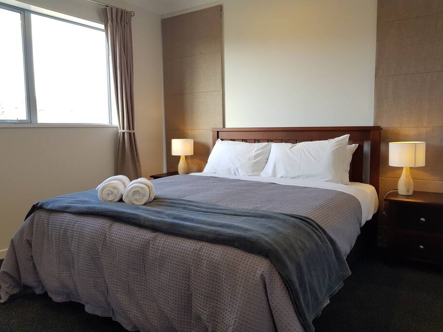Bedroom2