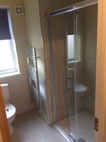 Cabra Rd 105 A New Cabra Road Dublin 7 gallery image 4