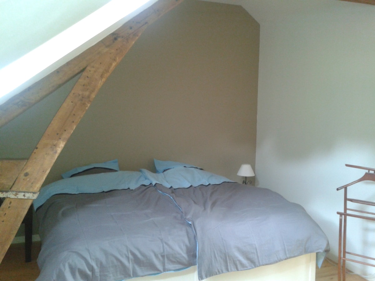 ห้องเตียงแฝด + 1 เตียง