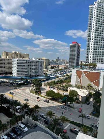 Hollywood Beach gallery image 5