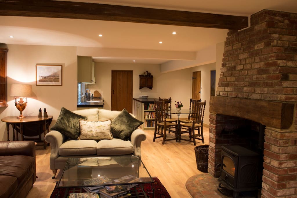 Open plan - light and spacious