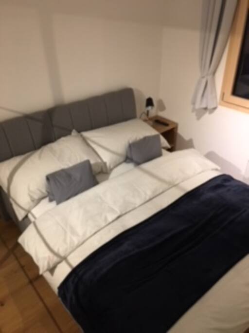 Schlafzimmer gegen Südseite