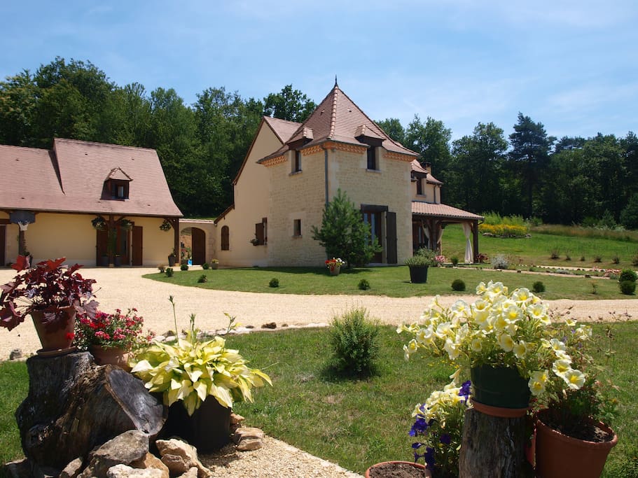 Plenty of outside space for guests to enjoy.