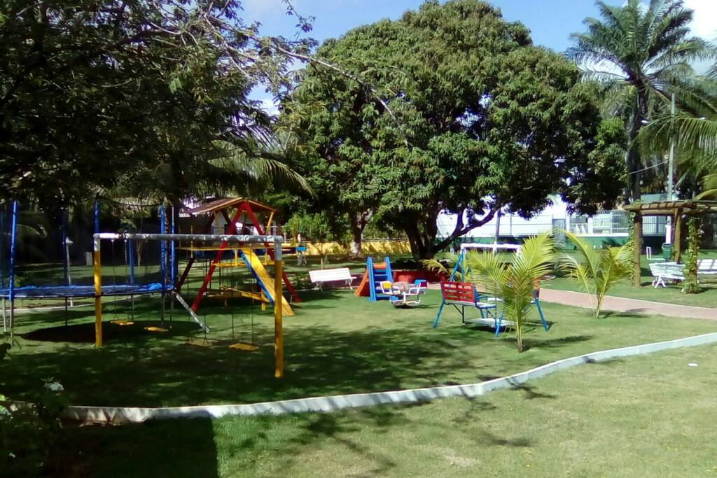 Parque infantil delicioso.