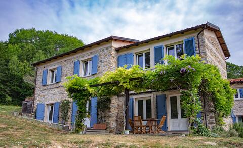 Ca' del Gallo- Holiday Cottage with Pool