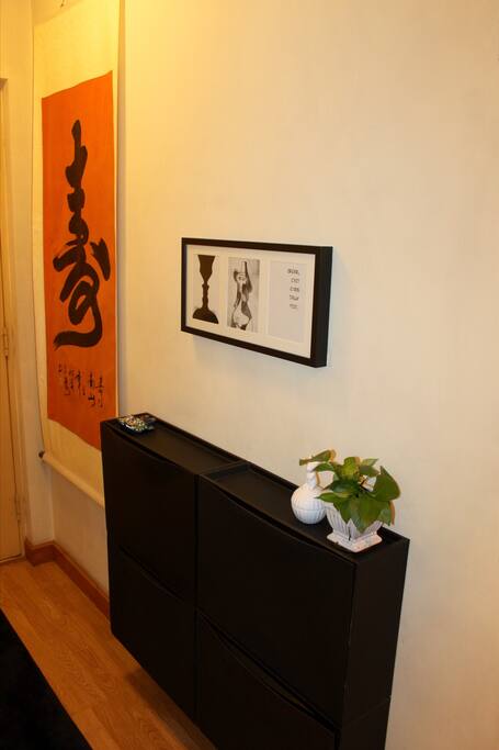 玄关 entrance