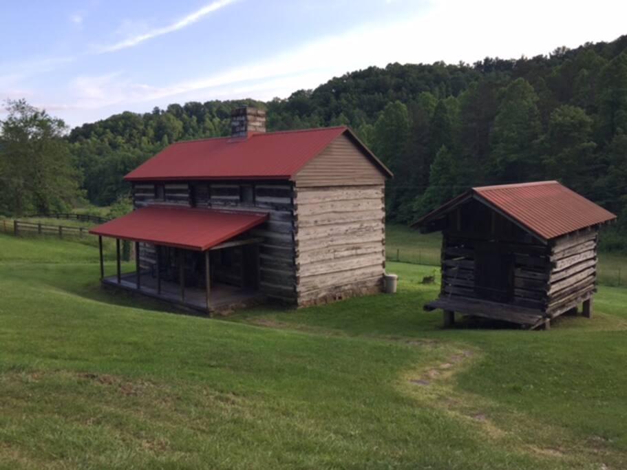 Lakes Creek Log Cabin Cabins for Rent in McKee, Kentucky, United States