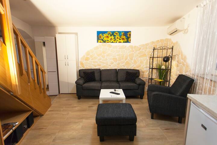 Casa Laura Houses For Rent In Cres Croatia