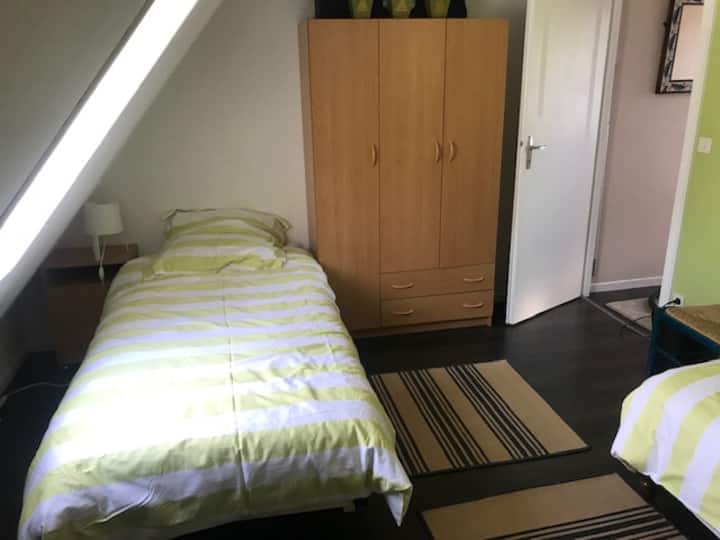 საძინებელი 2