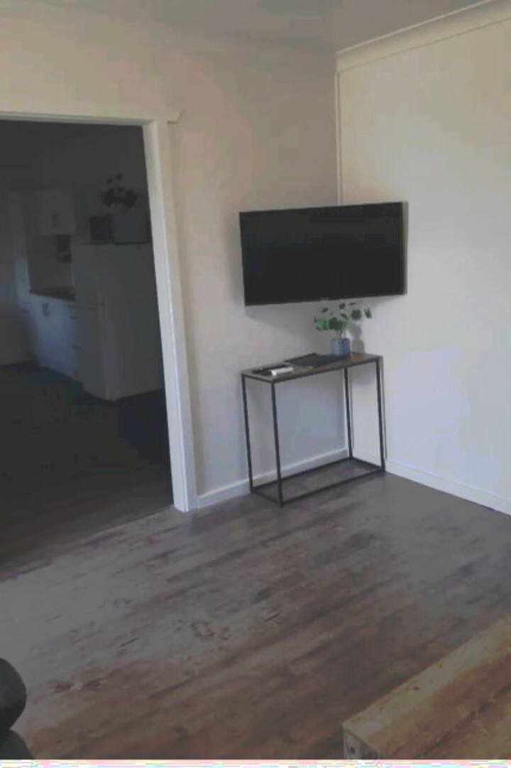 Muswellbrook Centre Of Town Apartment's Unit 3 - Muswellbrook