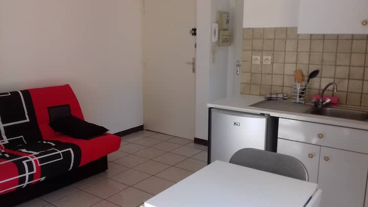 Studio Calme Et Ensoleillé En Centre Ville - Besançon
