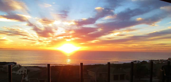 The Studio apartment, Starfish Surf House, JBay.