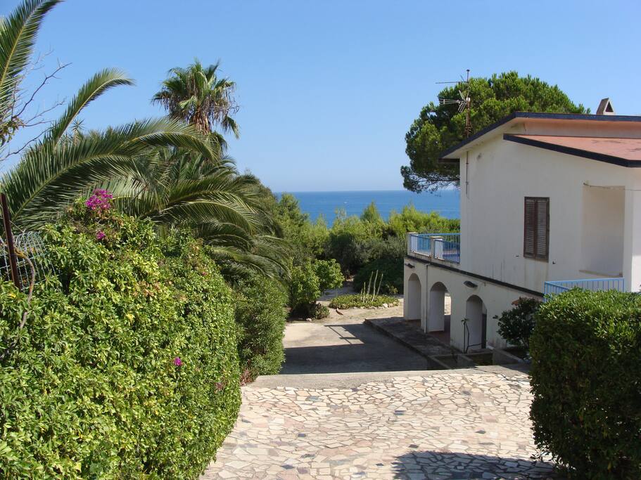 L'ingresso di casa