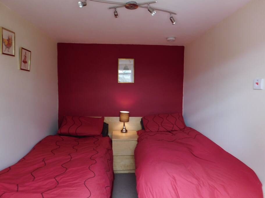 Twin Bedroom