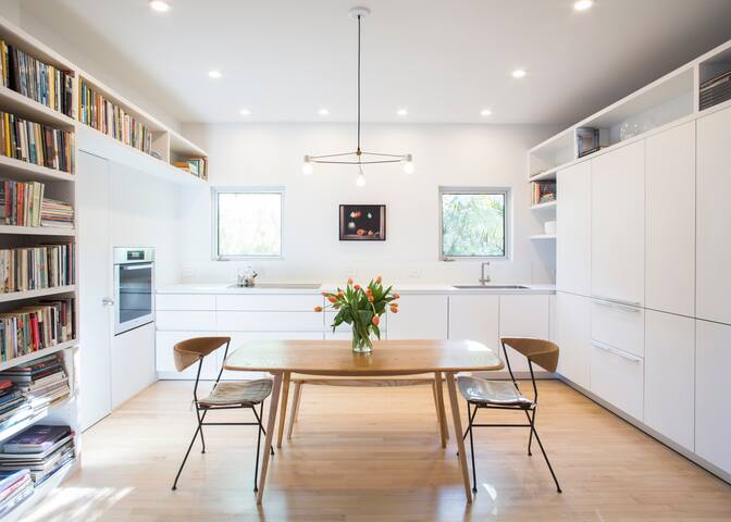 Venice Beach Townhouse gallery image 2