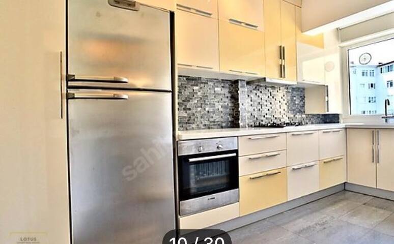 Modern penthouse with view and in best trendy area gallery image 3